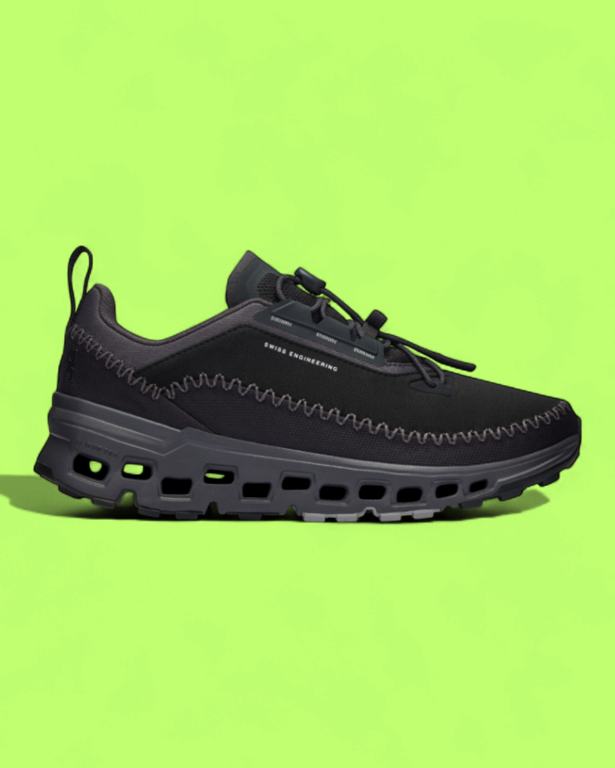 ON RUNNING CLOUDULTRA BLACK TRAIL PERFORMANCE TECH SNEAKERS