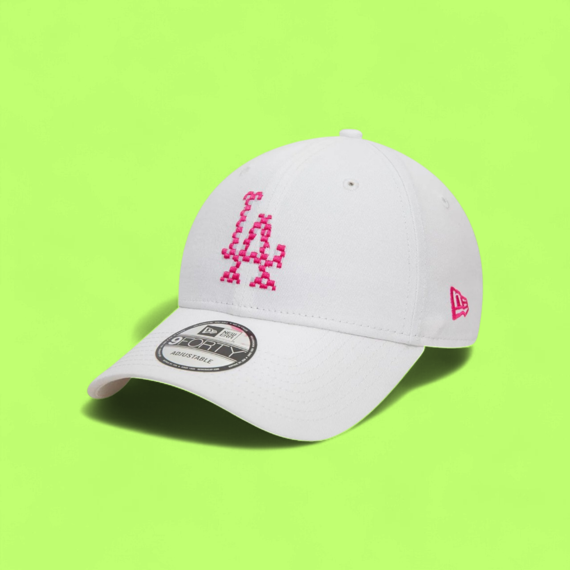 LOS ANGELES DODGERS WHITE CAP WITH PINK PIXEL LA LOGO