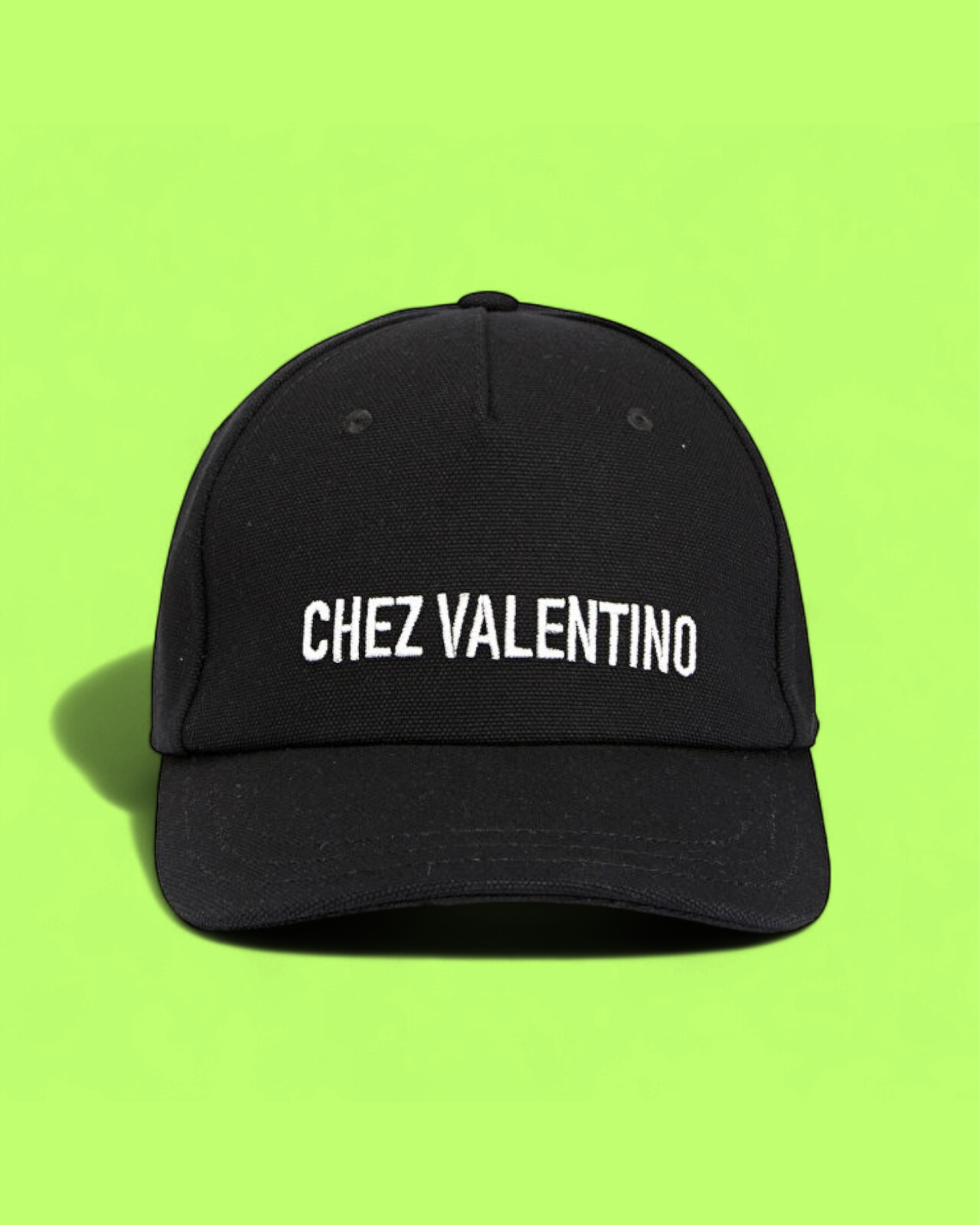 VALENTINO CHEZ VALENTINO CLASSIC BLACK CAP WITH WHITE LOGO