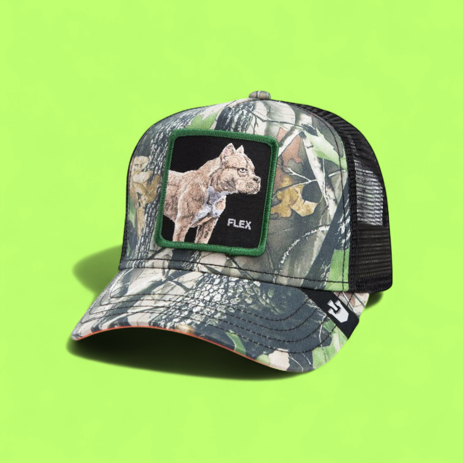 CAMO FLEX CAP WITH DOG EMBROIDERY AND HUNTING STYLE