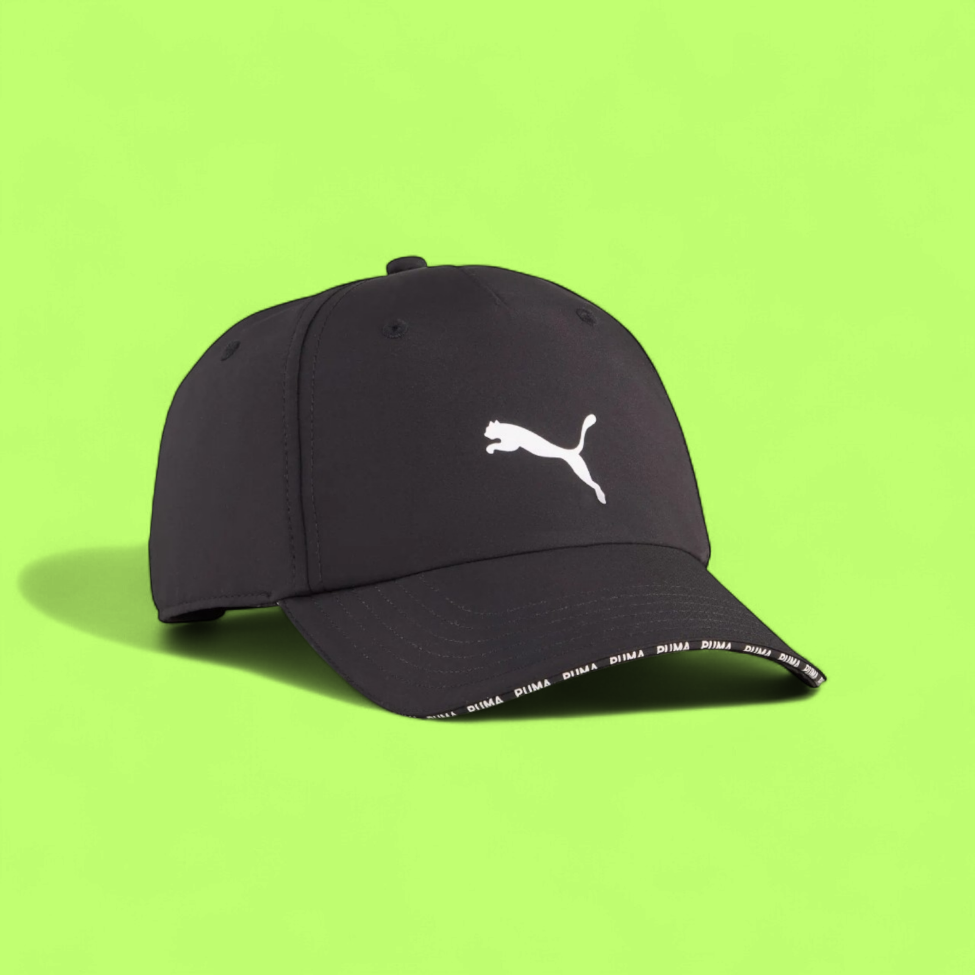 PUMA BLACK BASEBALL CAP WITH WHITE LOGO AND CURVED VISOR
