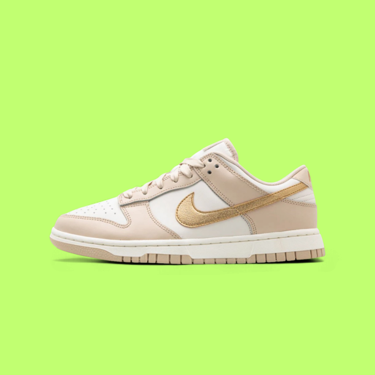 NIKE DUNK LOW PHANTOM METALLIC GOLD LUXE WMNS RELEASE