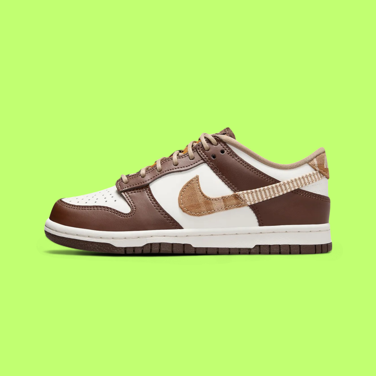 NIKE DUNK LOW GS BROWN PLAID CLASSIC CHECKERED RETRO STYLE DROP