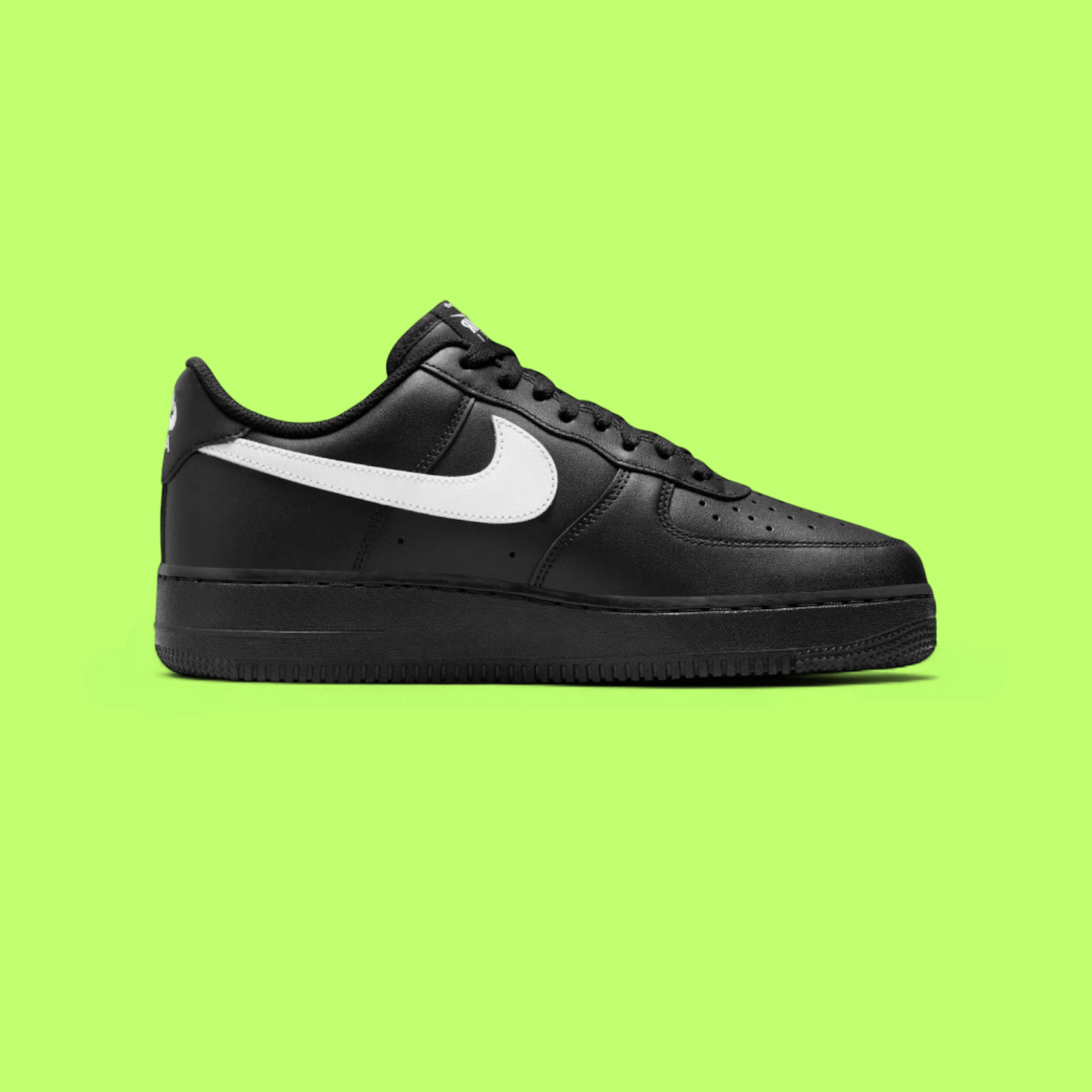 NIKE AIR FORCE 1 '07 MEN'S BLACK LEATHER CLASSIC SNEAKERS
