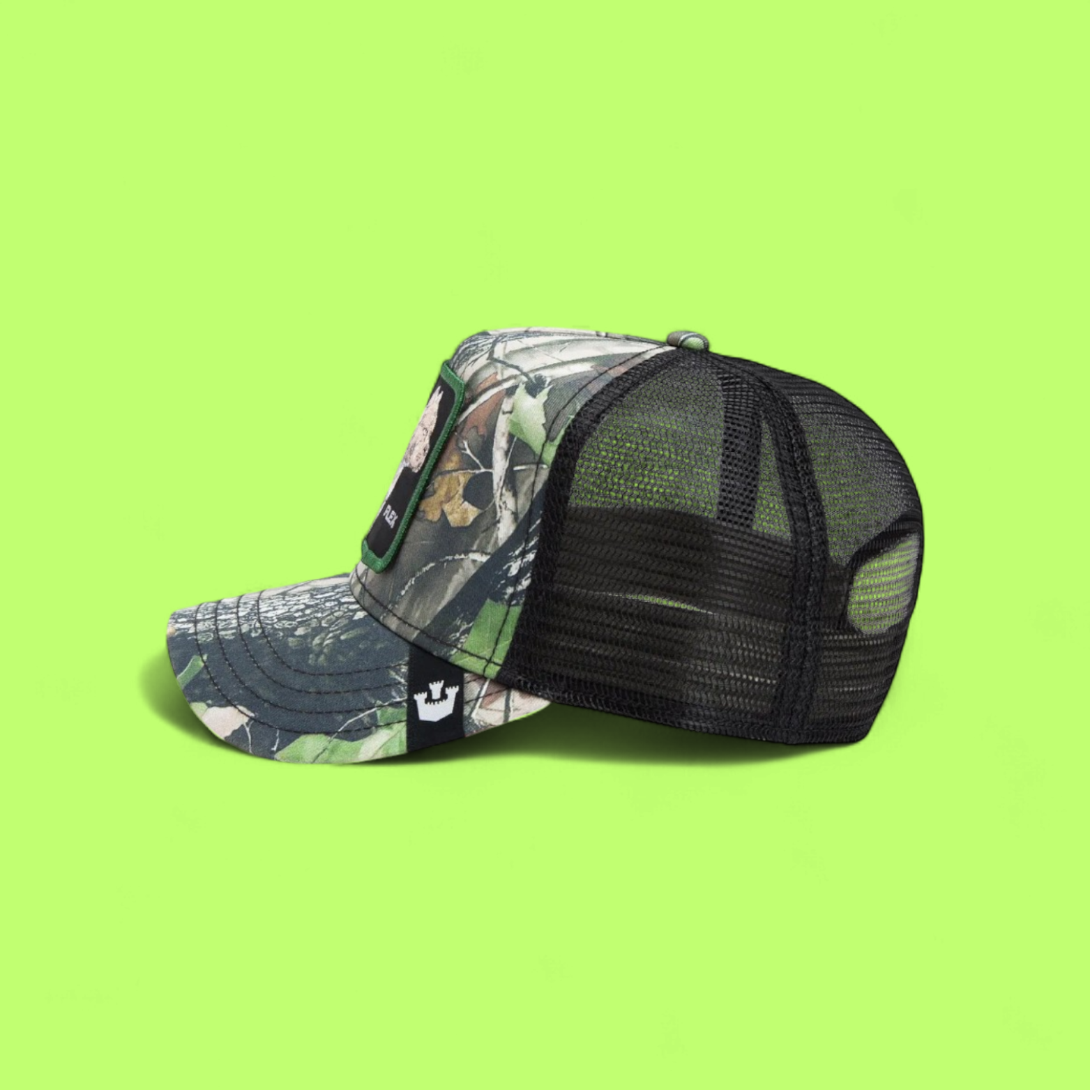 CAMO FLEX CAP WITH DOG EMBROIDERY AND HUNTING STYLE