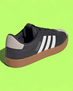 ADIDAS DAILY 3.0 BLACK WHITE GUM RETRO CASUAL SNEAKER COURT CWCD