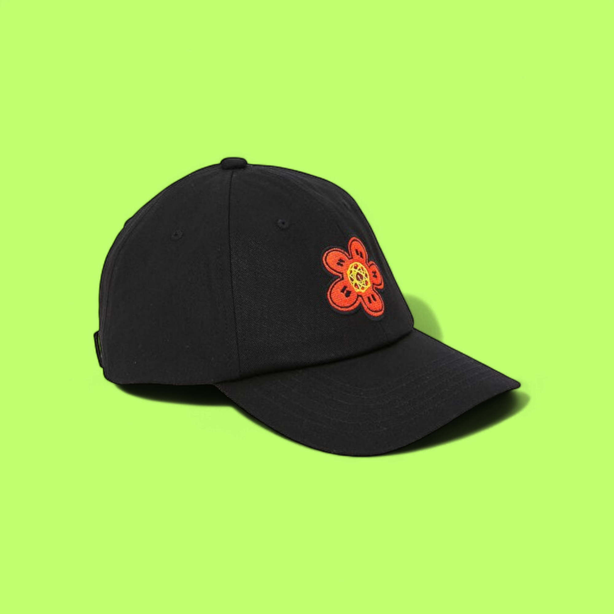 KENZO BLACK CAP WITH ORANGE EMBROIDERED FLOWER PATCH CWCD