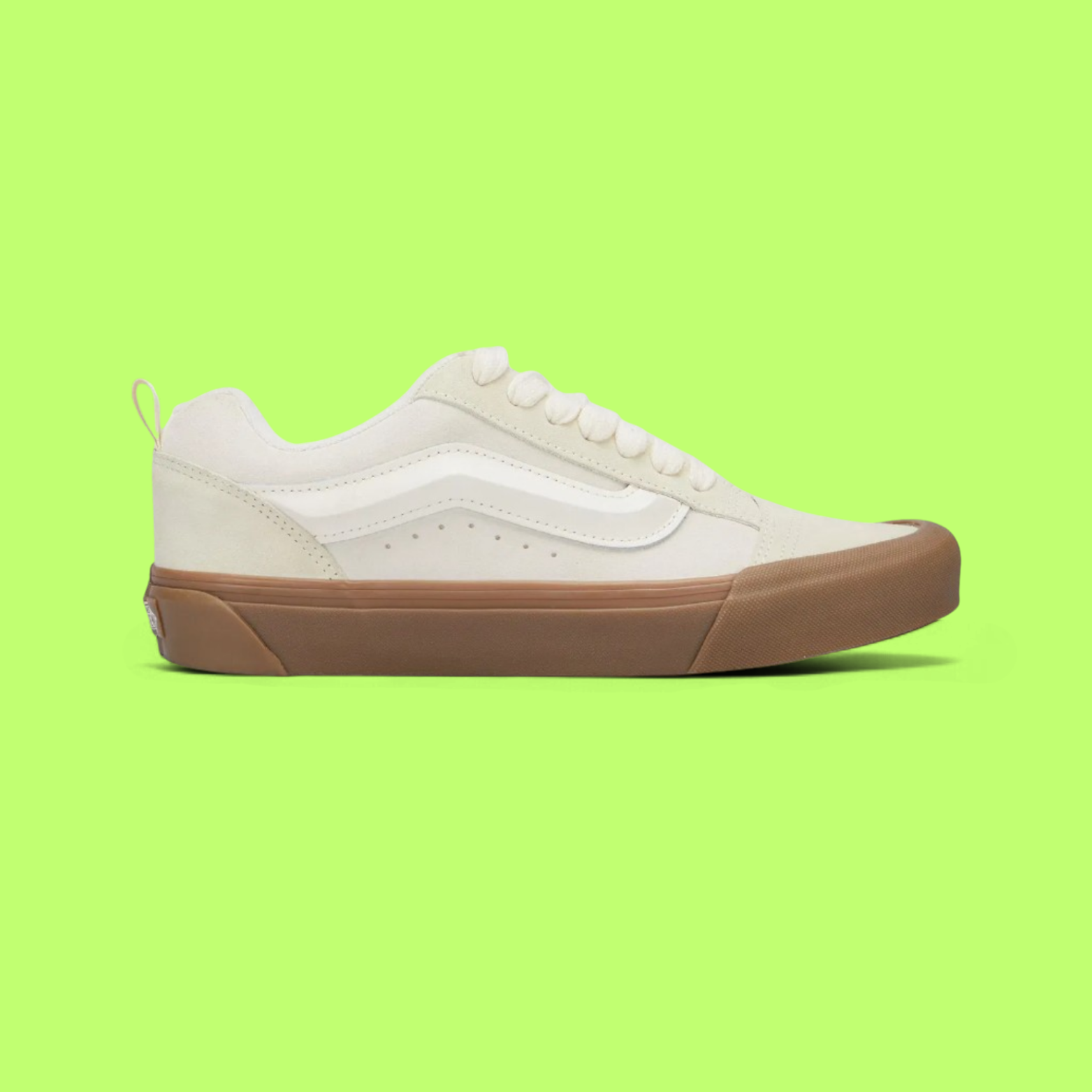 VANS OFF WHITE GUM SOLE LOW TOP CLASSIC SNEAKERS CWCD