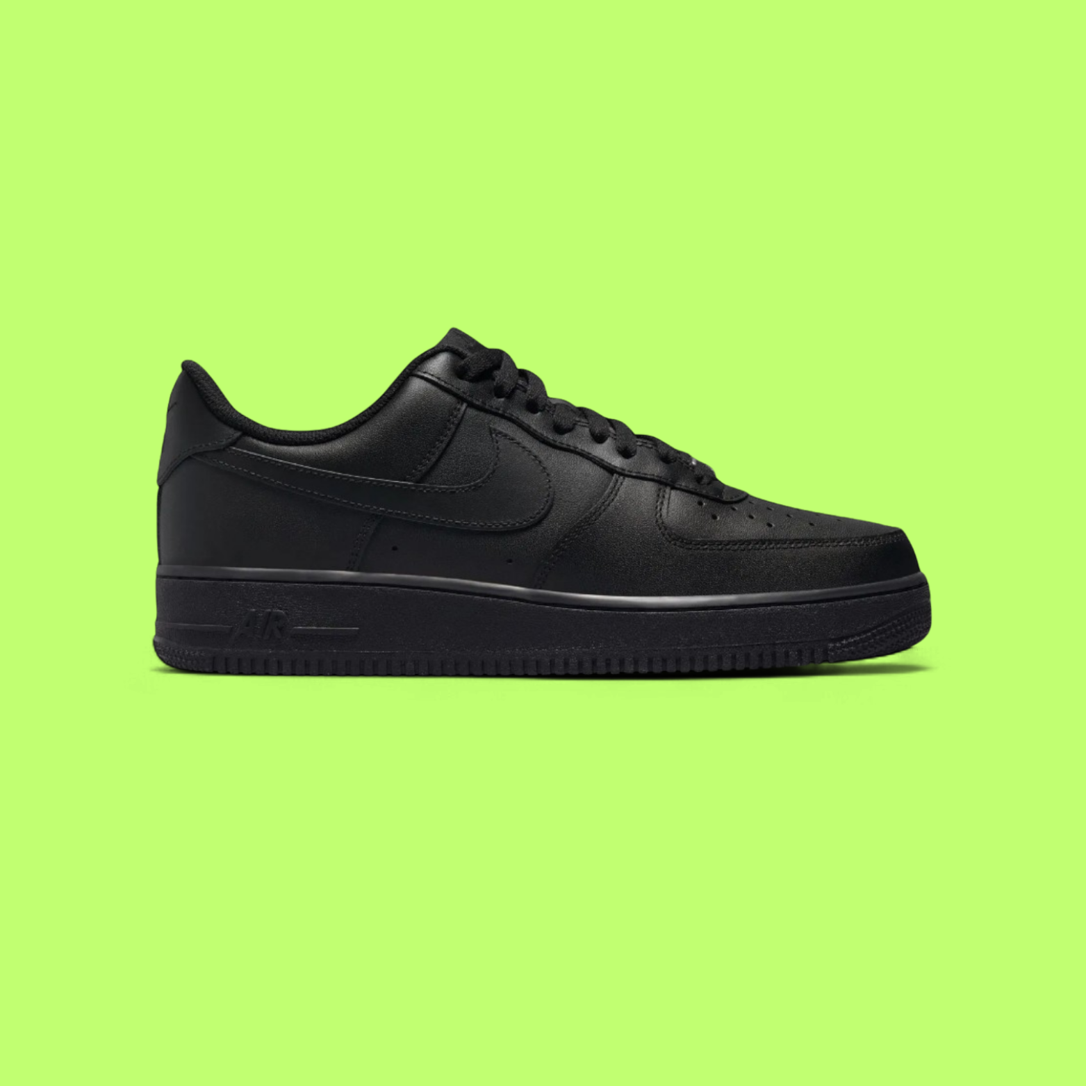 NIKE AIR FORCE 1 '07 BLACK LEATHER LOW-TOP CLASSIC SNEAKERS