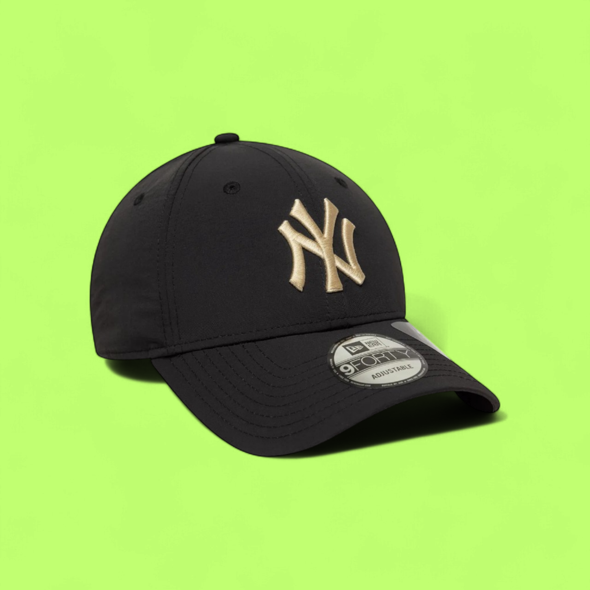 NEW ERA YANKEES BLACK GOLD LOGO 9FORTY ADJUSTABLE CAP