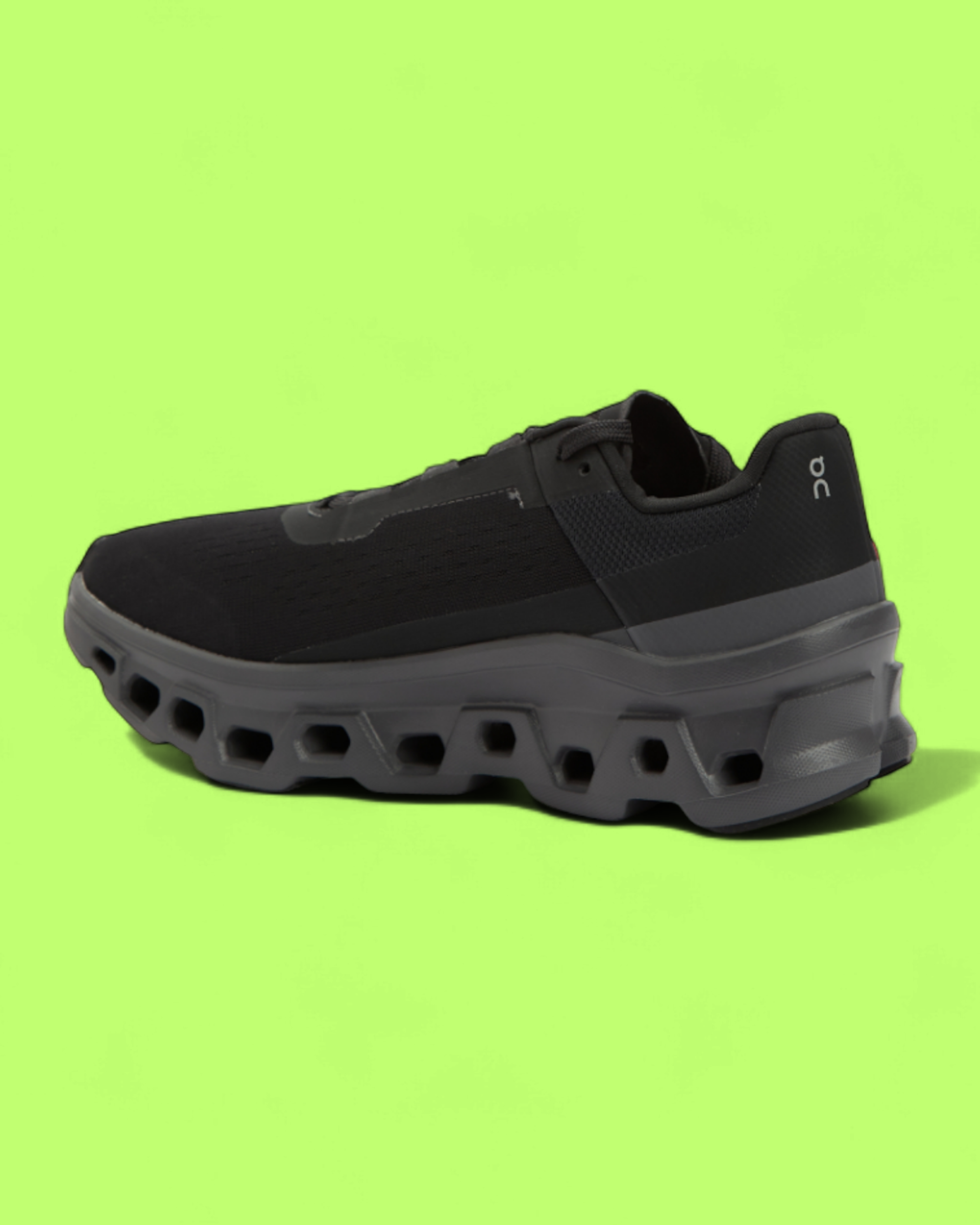 ON RUNNING CLOUDNOVA BLACK PERFORMANCE MESH CUSHION SOLE