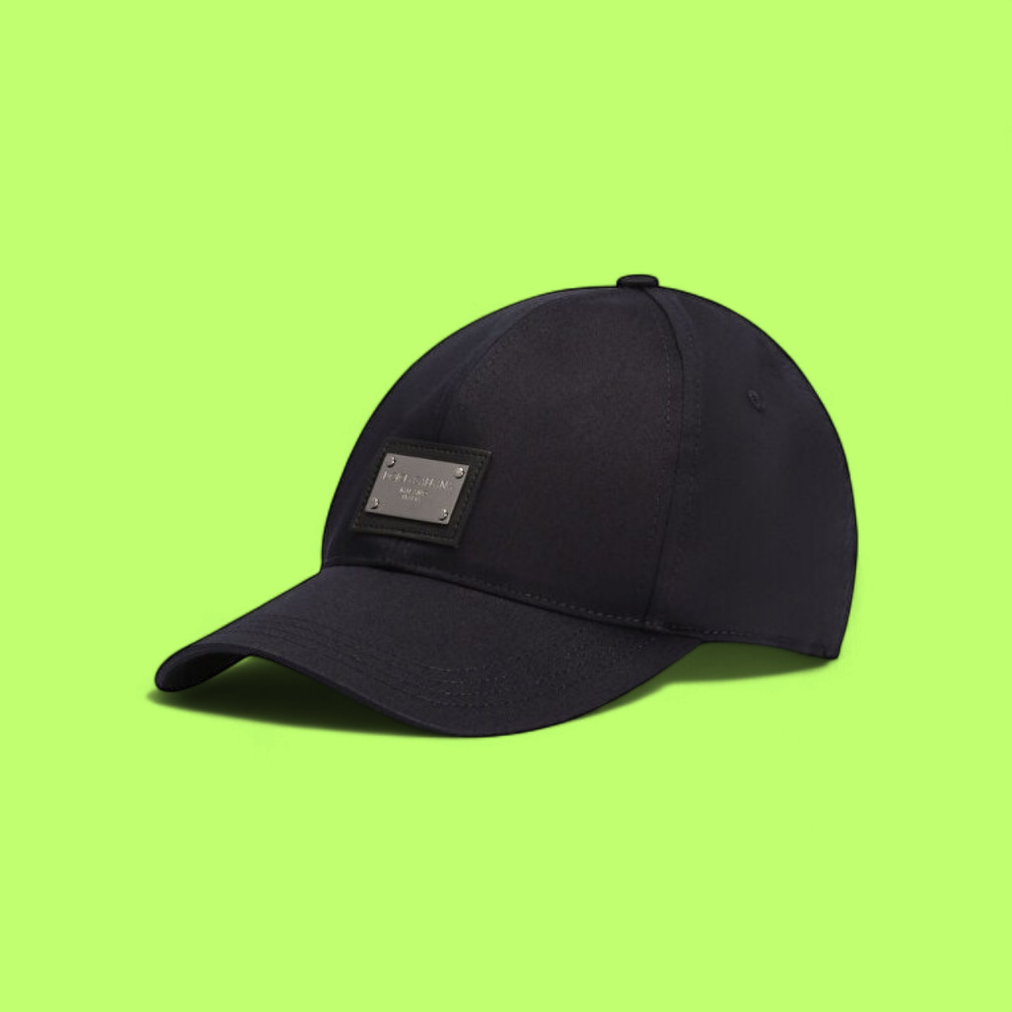 BLACK LUXURY BASEBALL CAP WITH METAL LOGO PLATE AND ADJUST