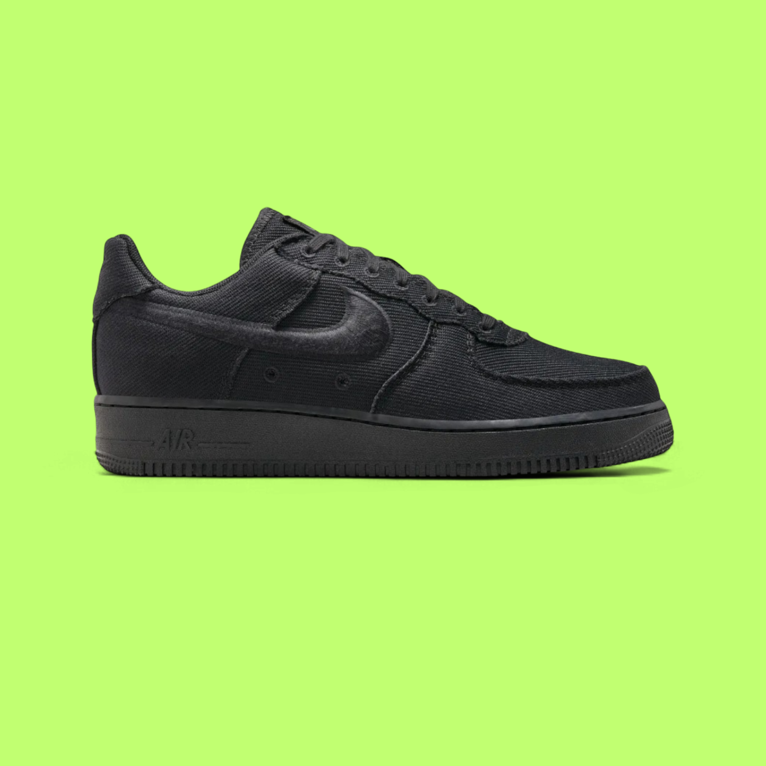 NIKE AIR FORCE 1 LOW TRIPLE BLACK CANVAS STREET CLASSIC