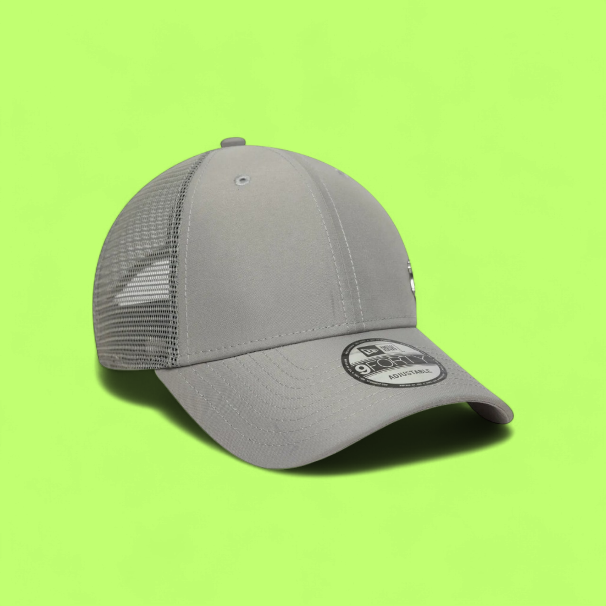 NEW ERA NY YANKEES GREY MESH METAL LOGO TRUCKER CAP