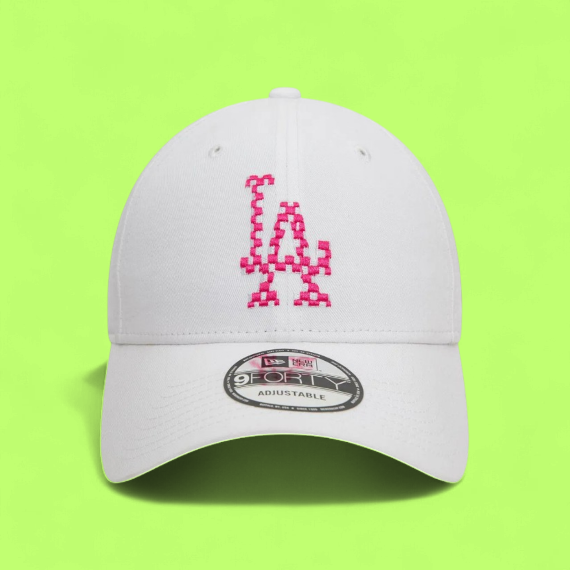 LOS ANGELES DODGERS WHITE CAP WITH PINK PIXEL LA LOGO