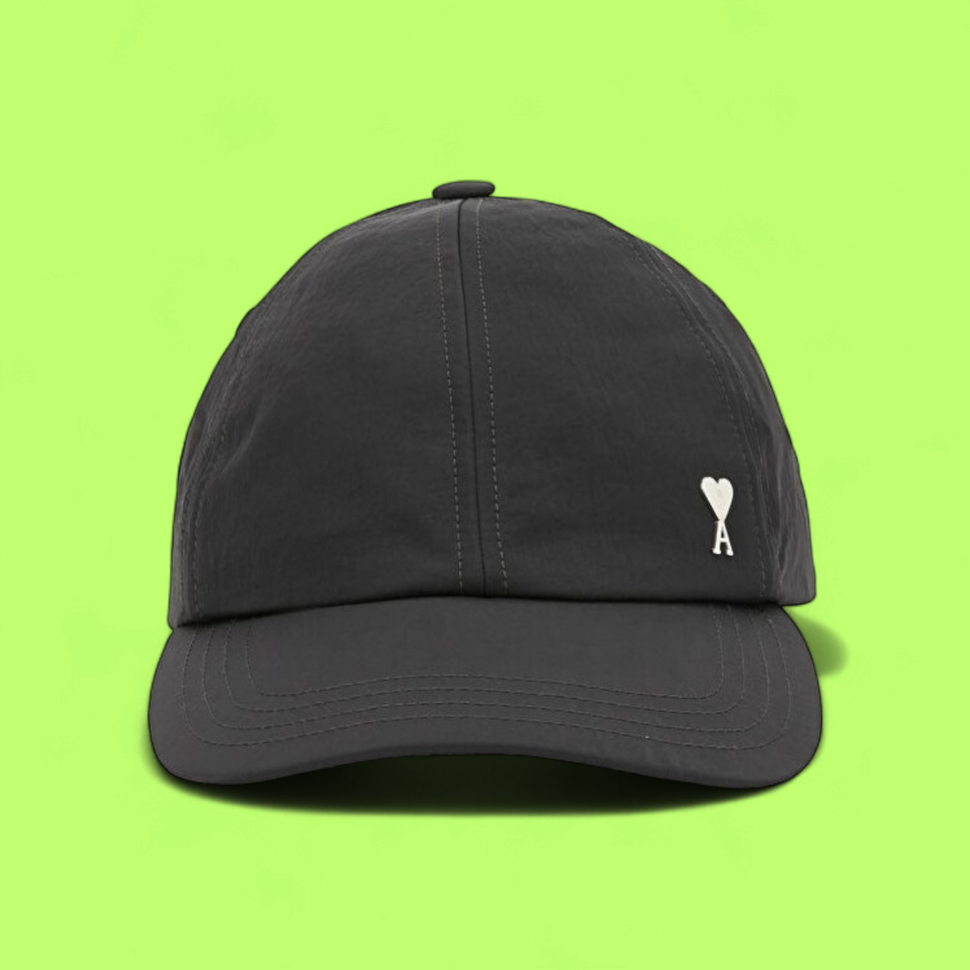 BLACK MINIMALIST BASEBALL CAP WITH CLEAN SIMPLE STREETWEAR