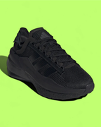 ADIDAS AVRYN TRIPLE BLACK MESH BOOST SUSTAINABLE SNEAKERS CWCD
