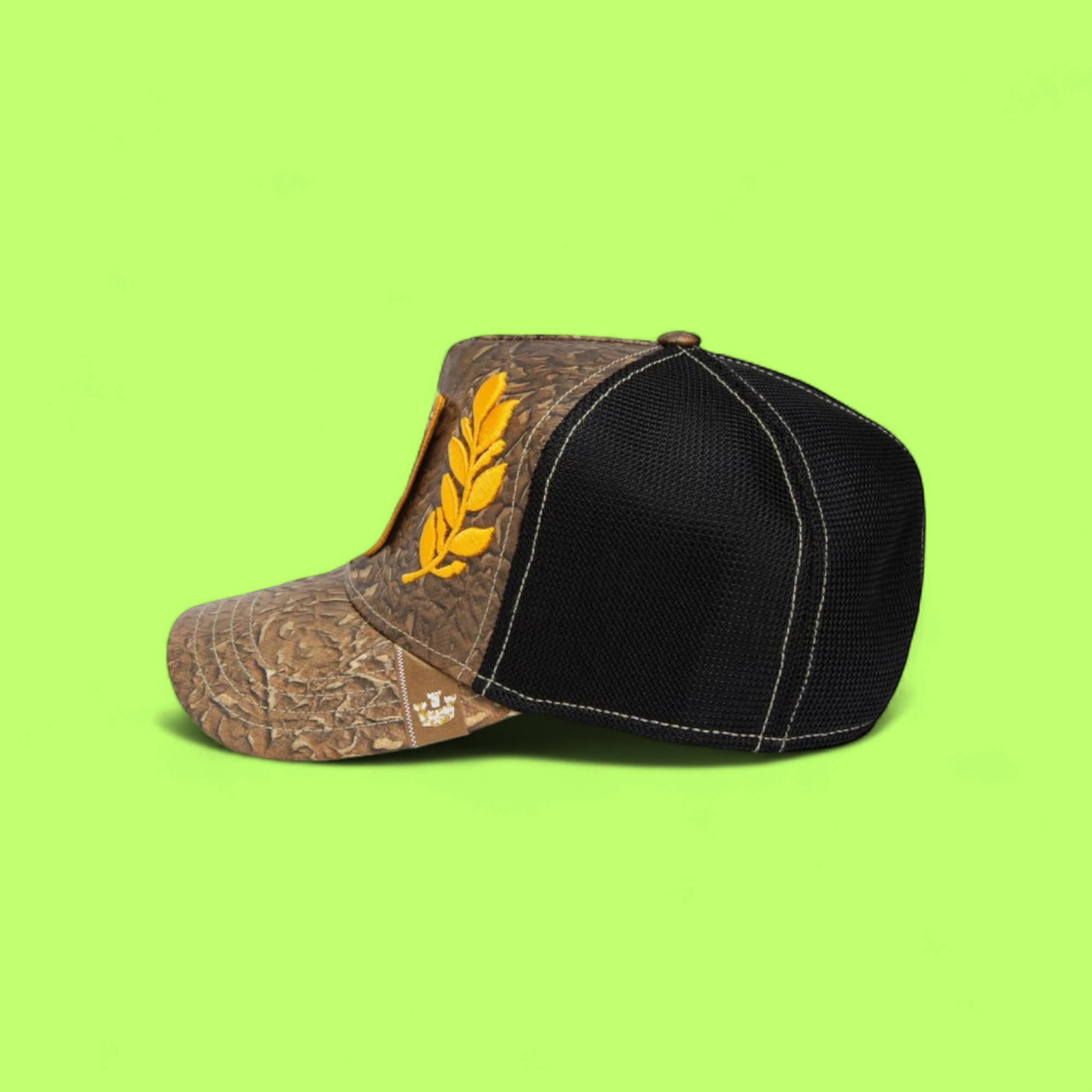HERO HORSE BROWN TRUCKER HAT WITH GOLDEN EMBROIDERED PATCH