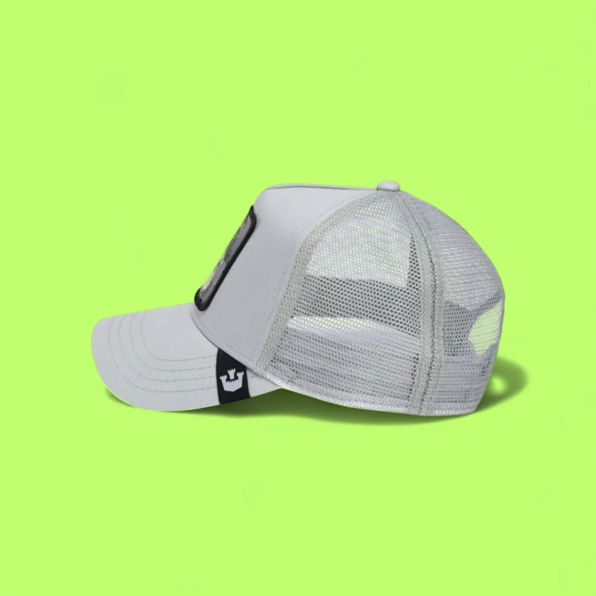 ALLIGATOR PATCH GRAY TRUCKER HAT WITH MESH BACK DESIGN