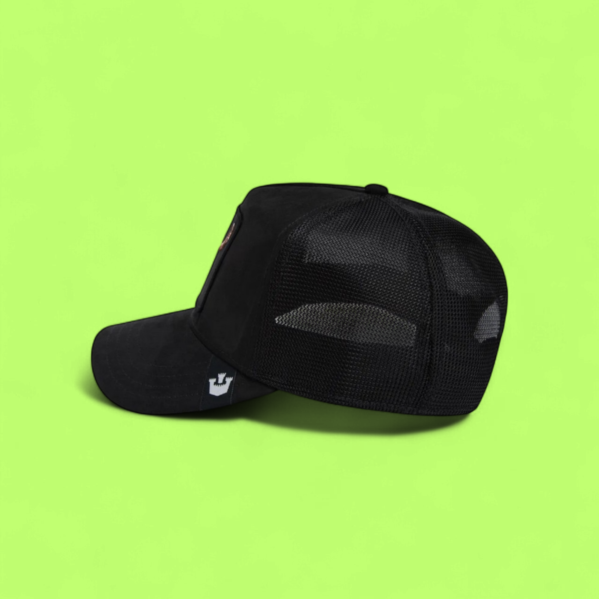 DEAD SKULL PATCH BLACK TRUCKER HAT WITH DARK WESTERN STYLE