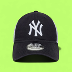 NEW ERA YANKEES BLACK WHITE TRUCKER MESH BASEBALL CAP