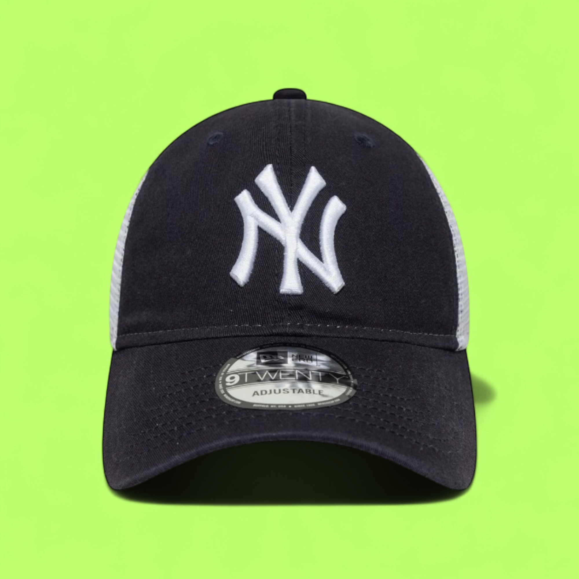 NEW ERA YANKEES BLACK WHITE TRUCKER MESH BASEBALL CAP