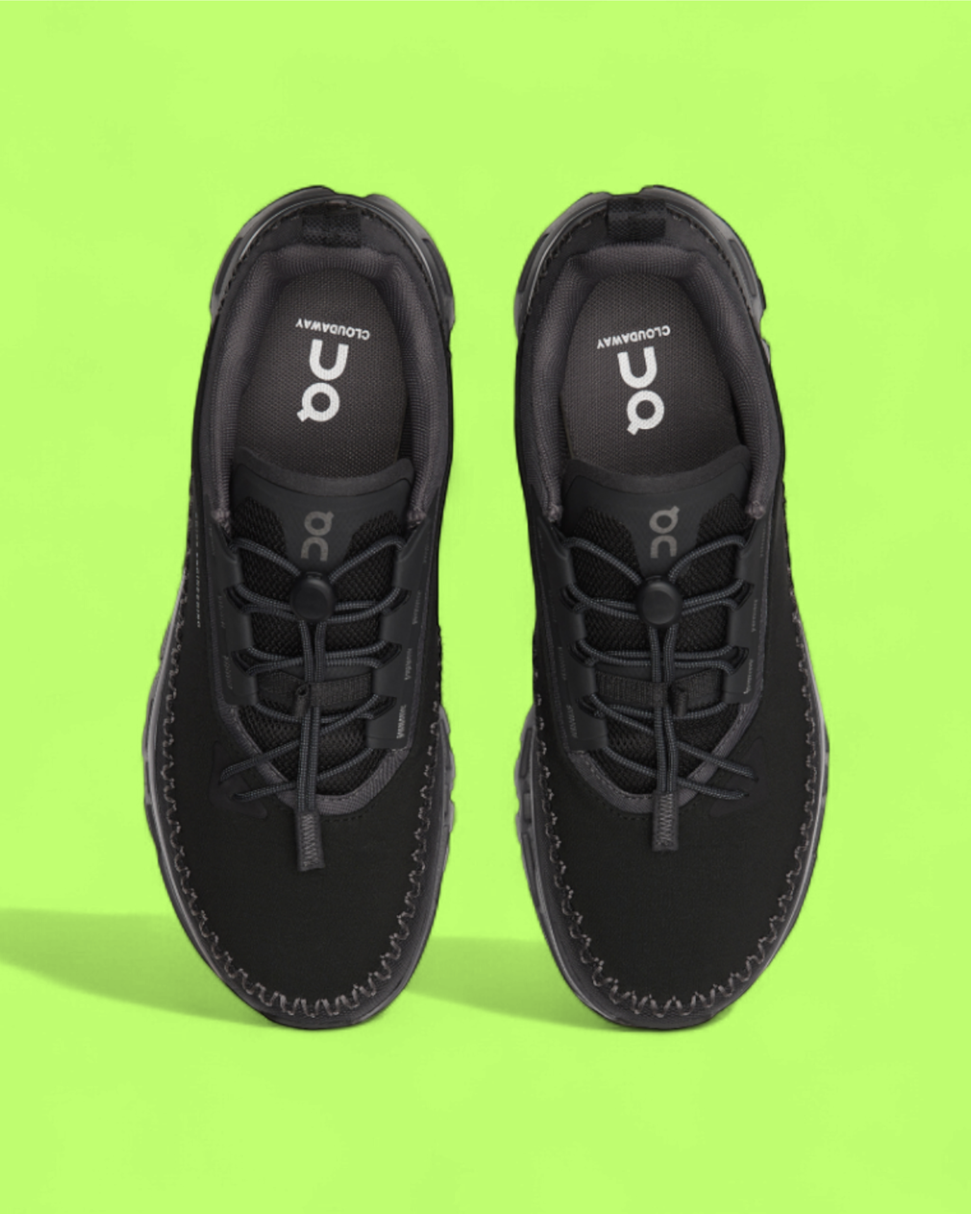 ON RUNNING CLOUDULTRA BLACK TRAIL PERFORMANCE TECH SNEAKERS