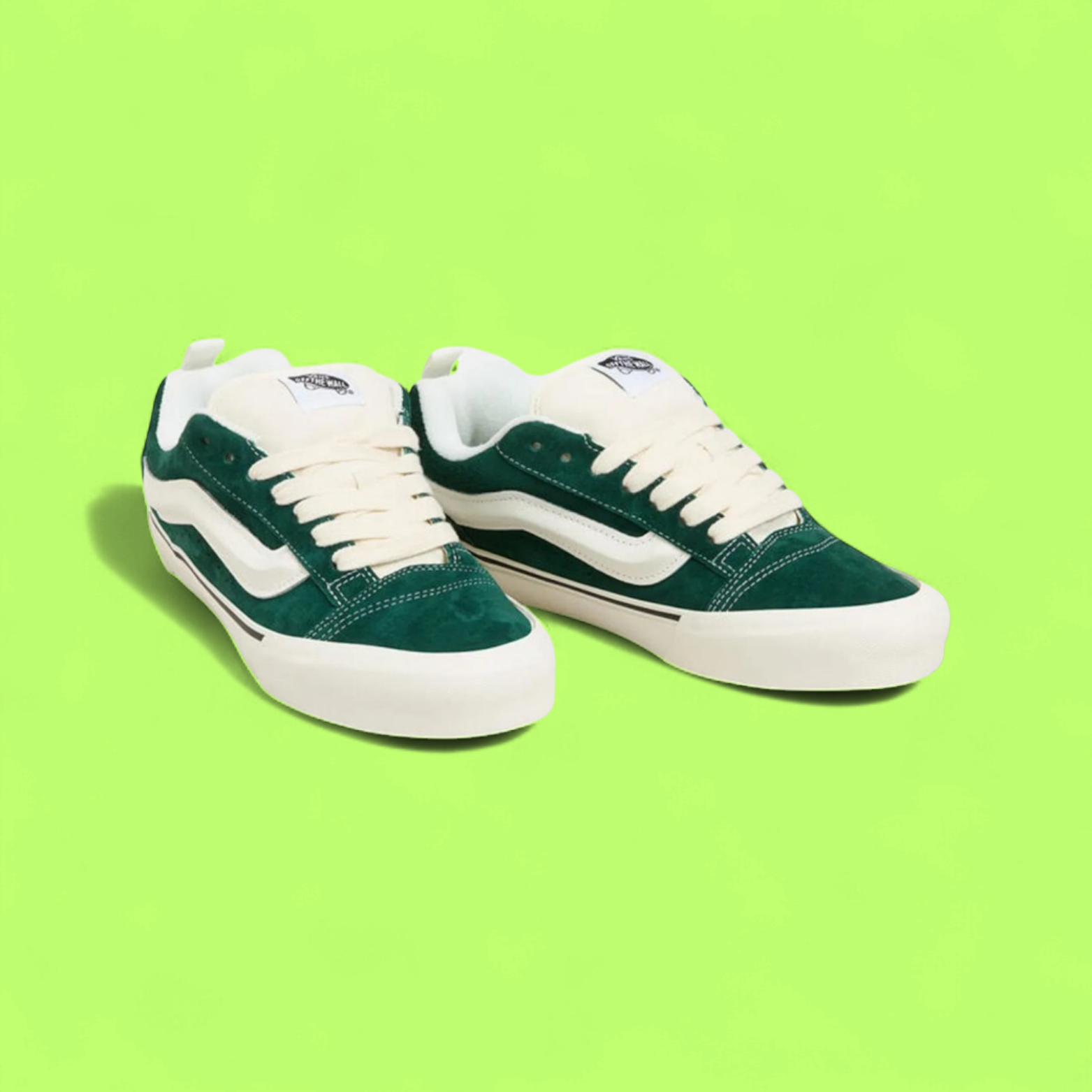VANS EMERALD GREEN SUEDE LOW TOP CLASSIC SNEAKERS CWCD