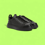 BLACK ACADEMIA LEATHER SNEAKERS WITH CLASSIC LACE UP DESIGN