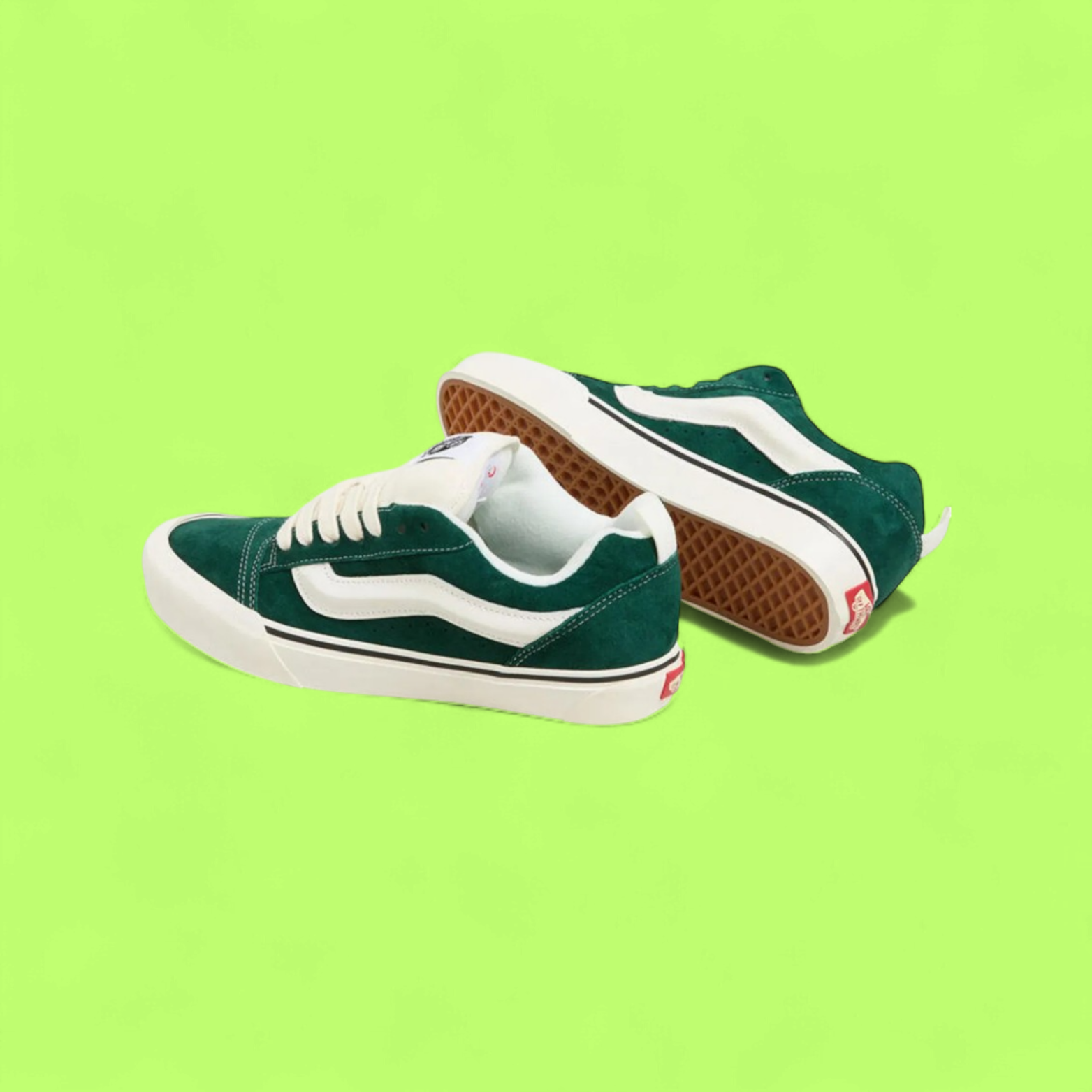 VANS EMERALD GREEN SUEDE LOW TOP CLASSIC SNEAKERS CWCD