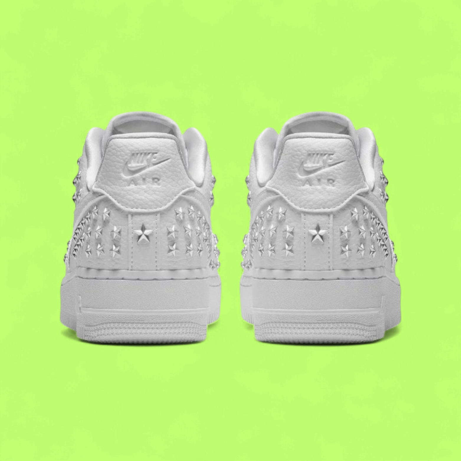 NIKE AIR FORCE 1 LOW TRIPLE WHITE STAR STUDDED EDITION DROPZZ