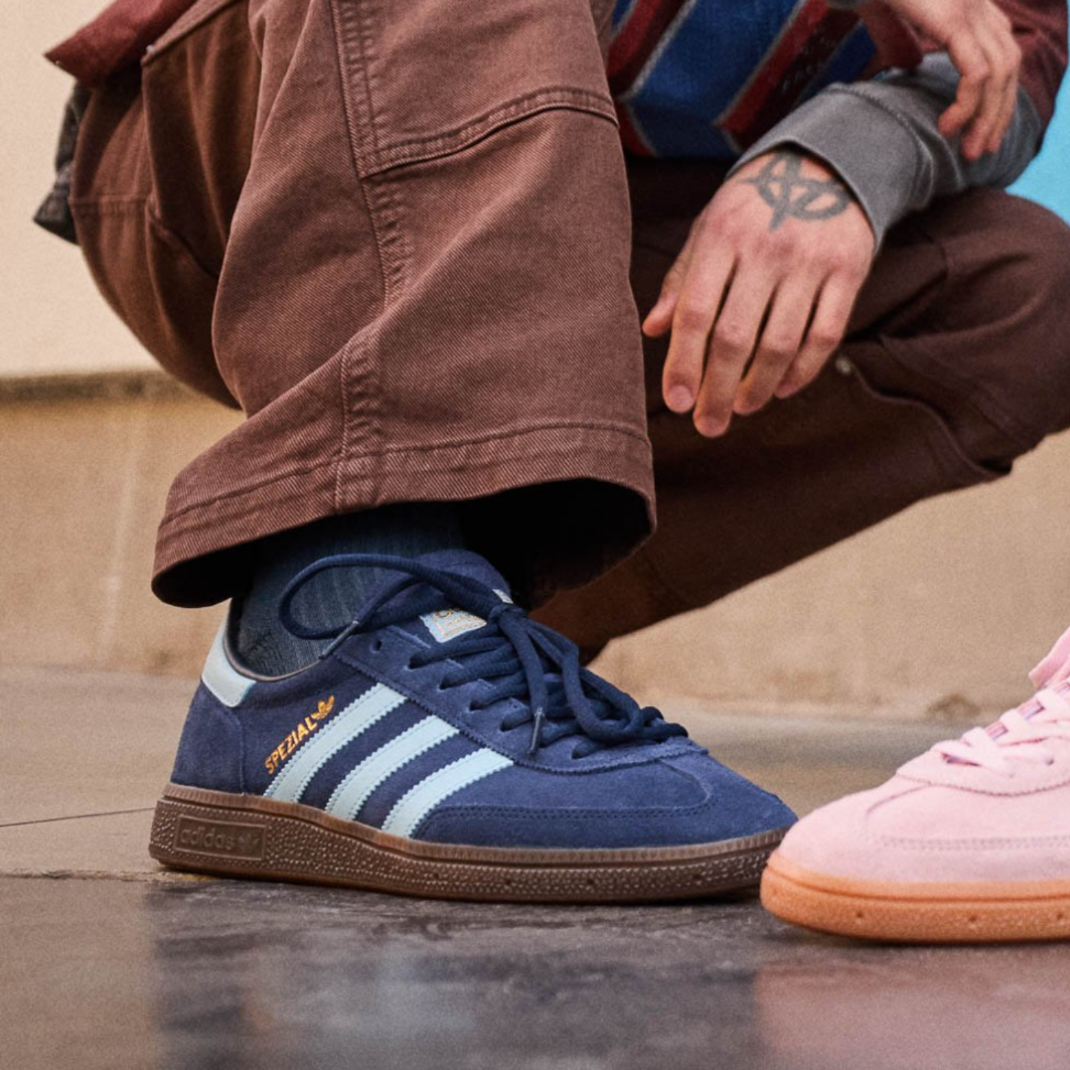 ADIDAS HANDBALL SPEZIAL “COLLEGIATE NAVY” RETRO STYLE WITH MODERN EDGE