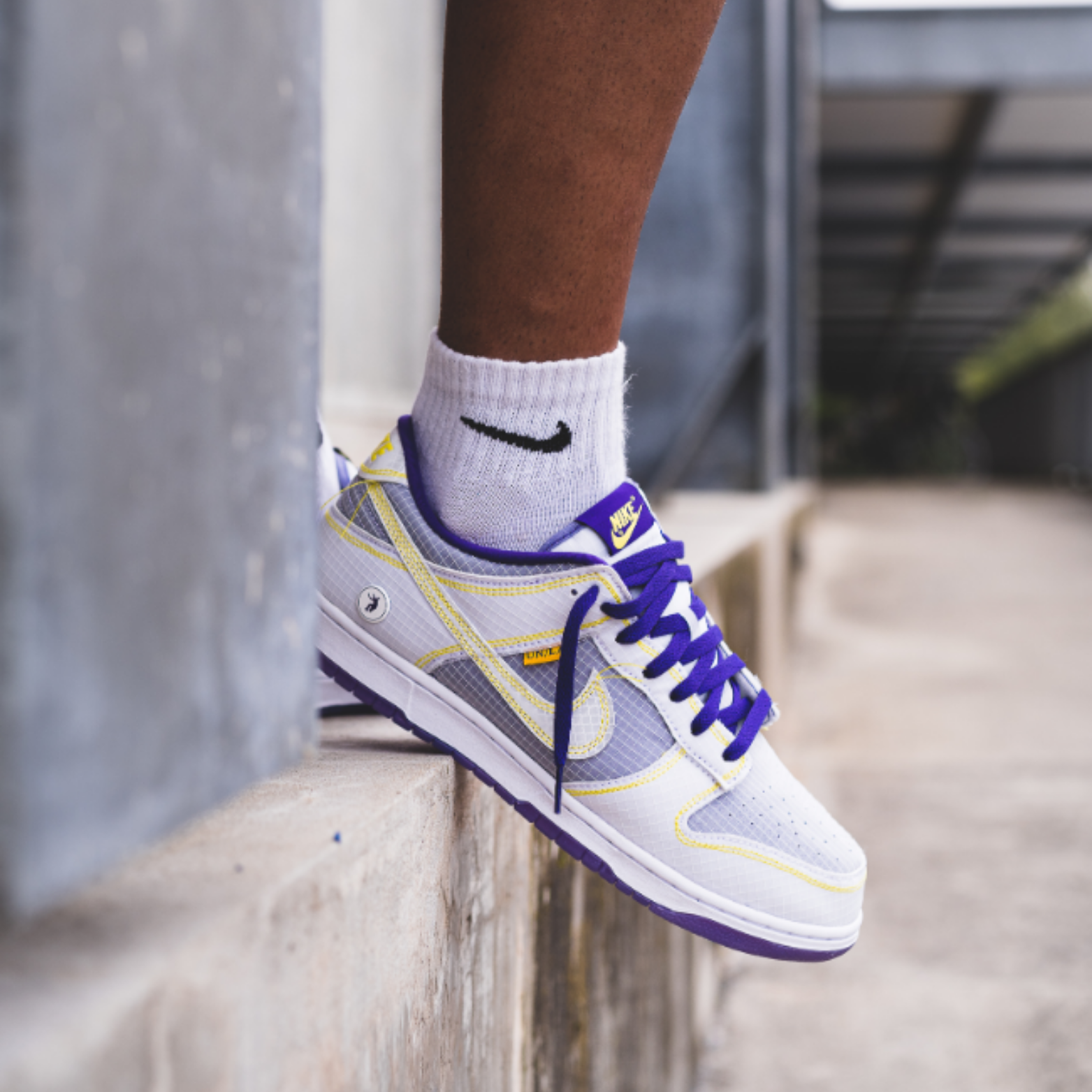 NIKE DUNK LOW UNION PASSPORT PACK COURT PURPLE LIMITED DROP