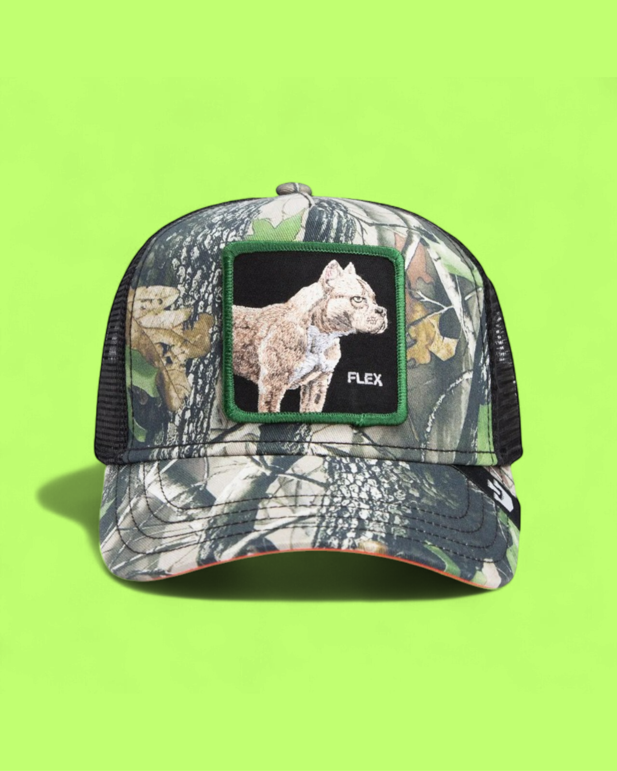 CAMO FLEX CAP WITH DOG EMBROIDERY AND HUNTING STYLE